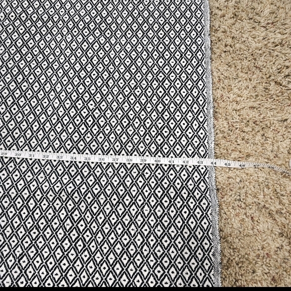 White and Black Geometric Southwest Fringed Bohemian Wrap Scarf  54 in x 44 in - Picture 8 of 12